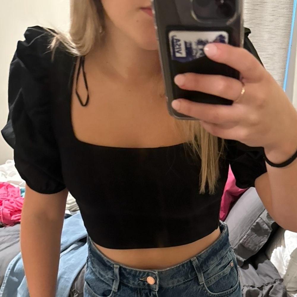 Zara puff sleeve top